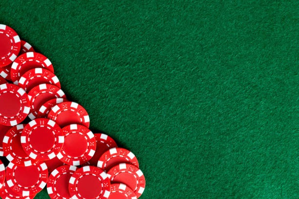 Live dealer interaction with players during a game show